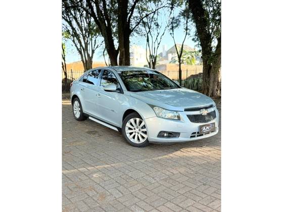 CHEVROLET CRUZE 1.8 LTZ 16V FLEX 4P AUTOMÁTICO CHEVROLET CRUZE 1.8 LTZ 16V FLEX 4P AUTOMÁTICO